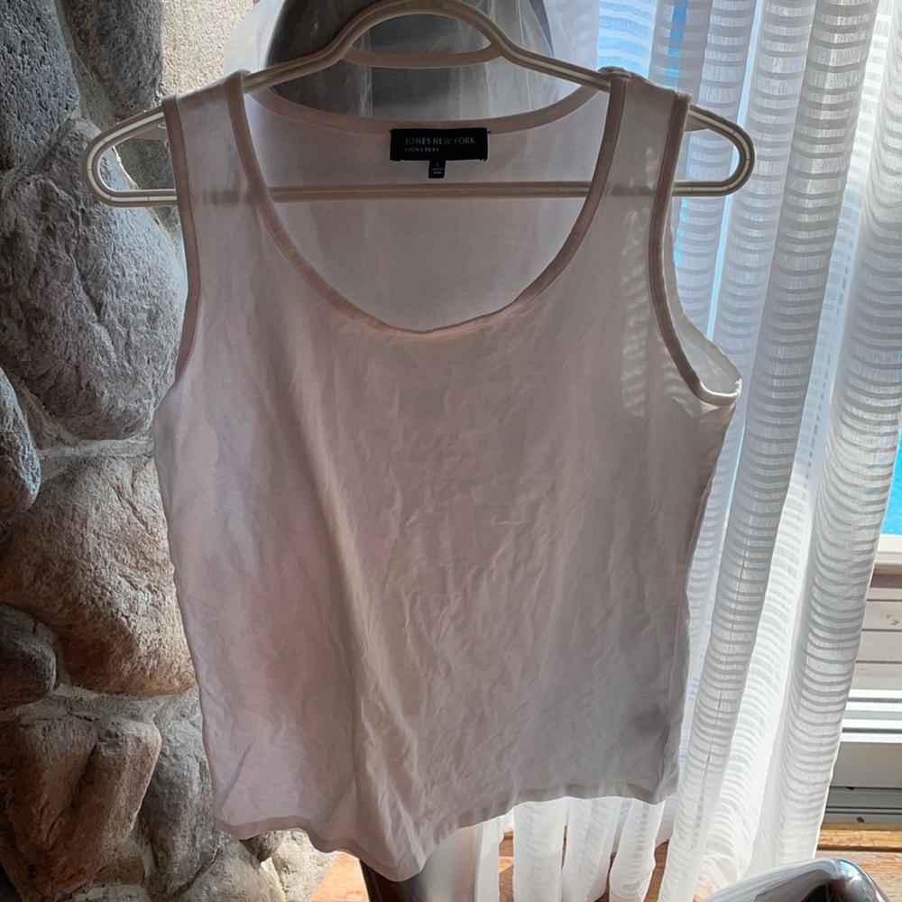 Jones New York size large tank top wait
